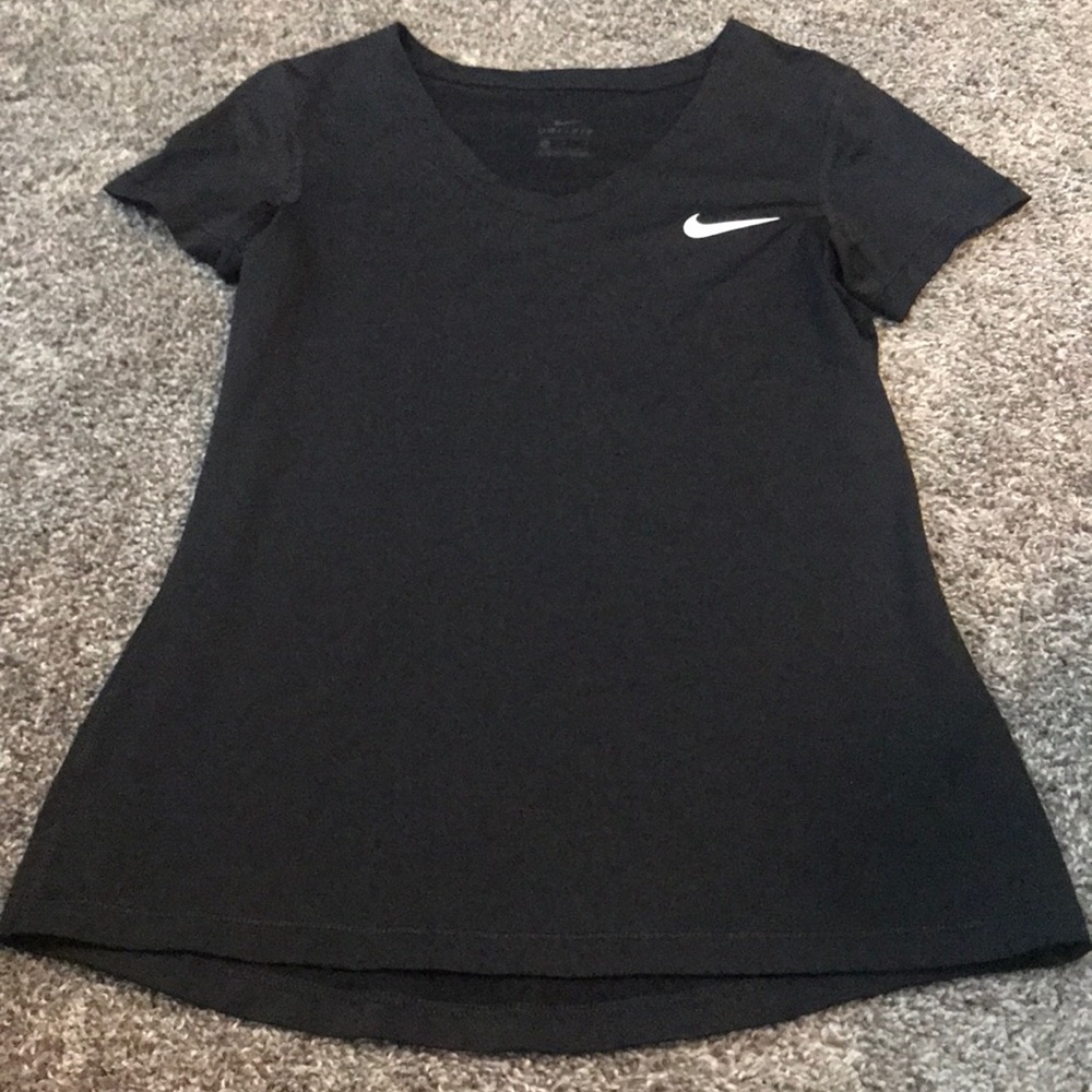 Black Nike drifit top